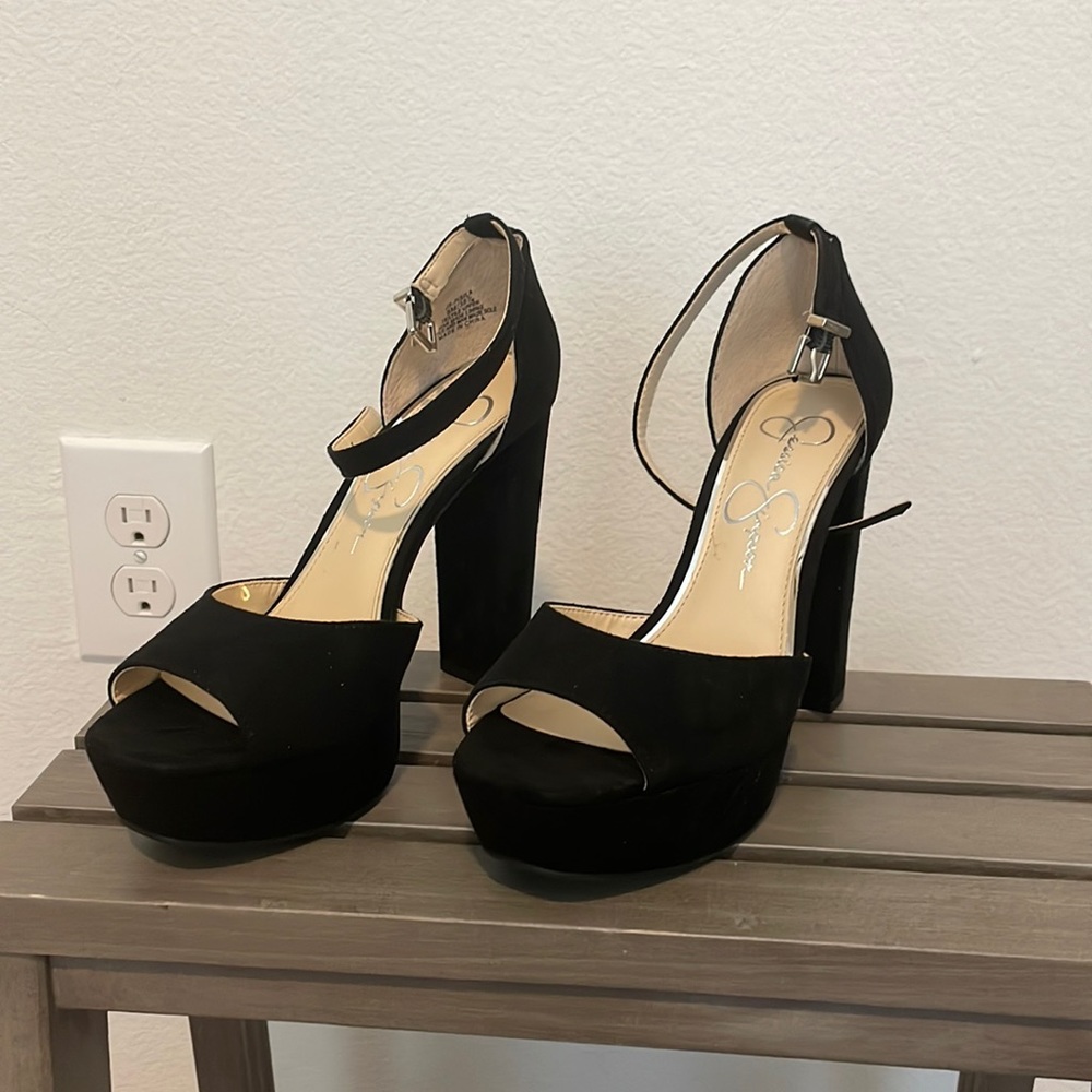 Jessica Simpson heels